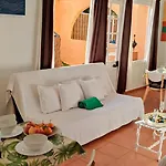 Casa Con Jardin A 30 Metros De La Playa. At. Casa vacanze Palamós