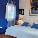 Casa Con Jardin A 30 Metros De La Playa. At. * Palamós