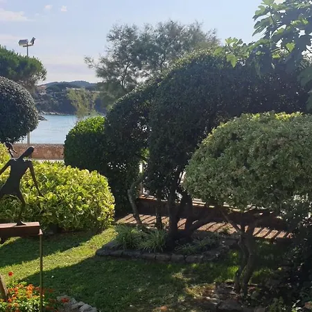 Holiday home Casa Con Jardin A 30 Metros De La Playa. At. Palamos